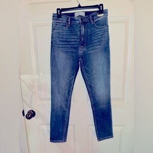 NWT Abercrombie & fitch women’s ankle jean high rise 8R blue jeans contemporary